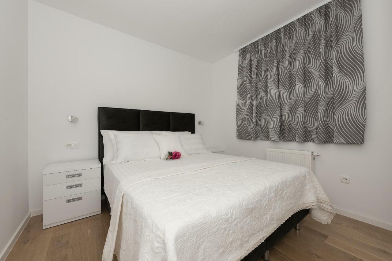 Penthouse Jure Leilighet Makarska Eksteriør bilde
